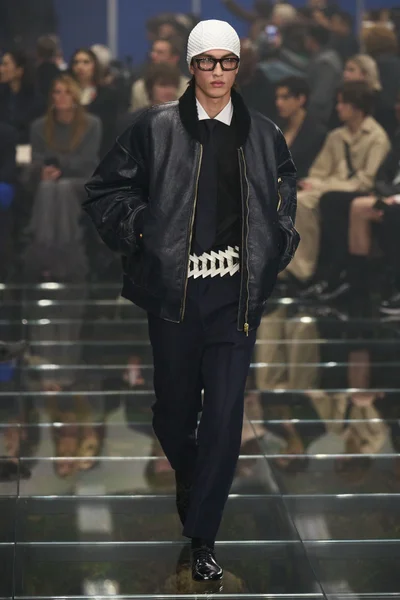 Look 41
